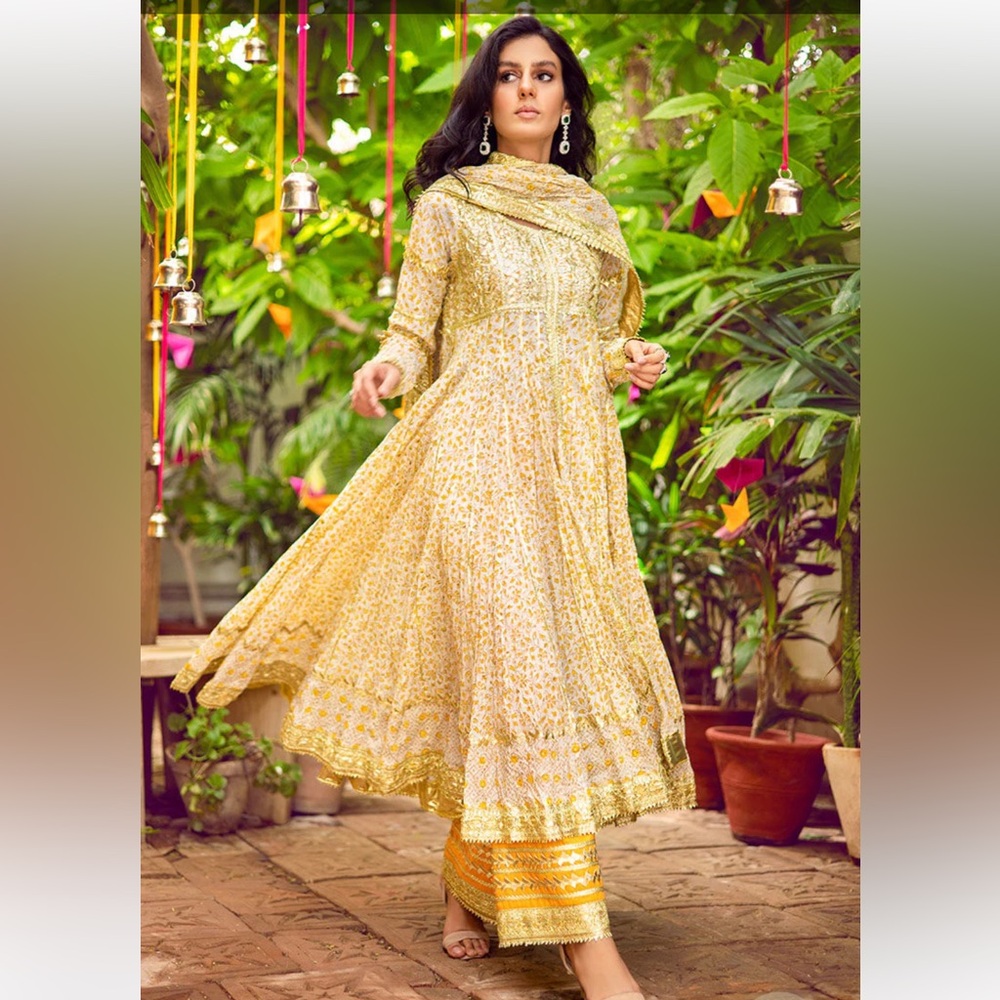Pink Tree Company - Bulbul